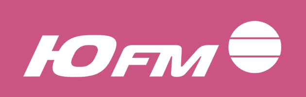 �FM